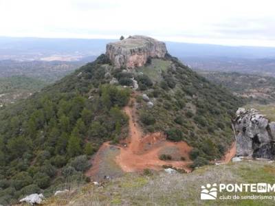 Senderismo Guadalajara - Monumento Natural Tetas de Viana. senderismo trekking; viajes puente san jo